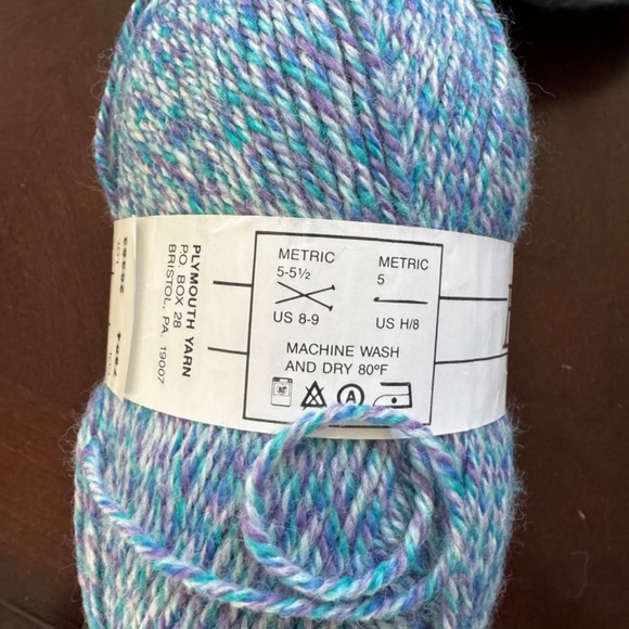 Set of 4 Skeins of Plymouth Encore Colors Knitting Worsted Weight Yarn Blue - Picture 6 of 8
